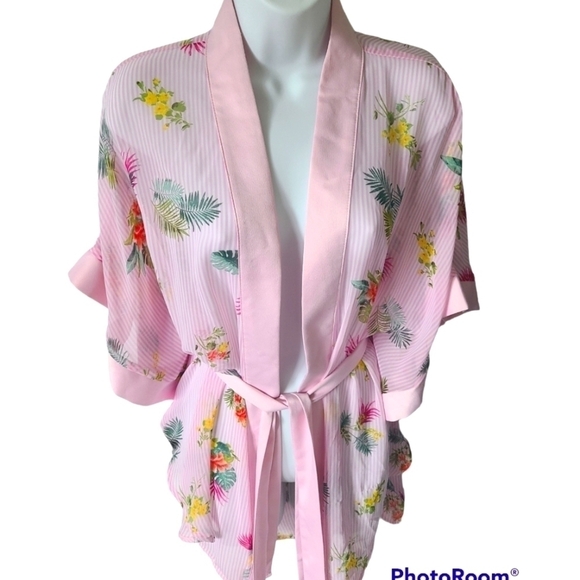 FOREVER 21 Satin short Tropical Print Pink Robe Size Small - Picture 1 of 5